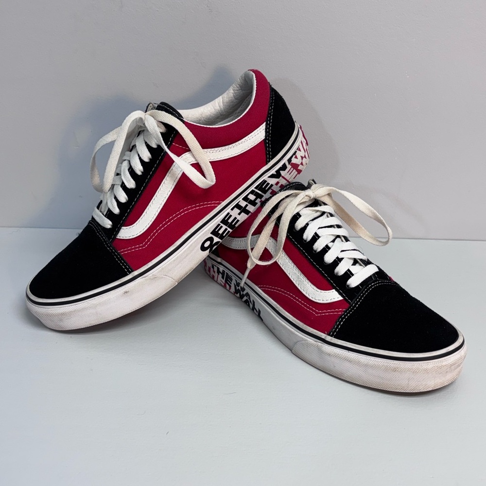 Vans Red/Black leather and canvas skate shoes size 8.5men/ 10women